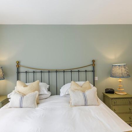 Trewornan Manor Bed & Breakfast Wadebridge Exterior photo