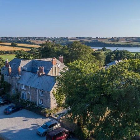 Trewornan Manor Bed & Breakfast Wadebridge Exterior photo