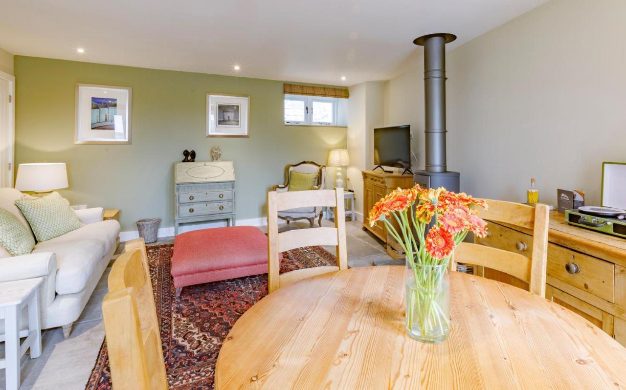 Trewornan Manor Bed & Breakfast Wadebridge Exterior photo