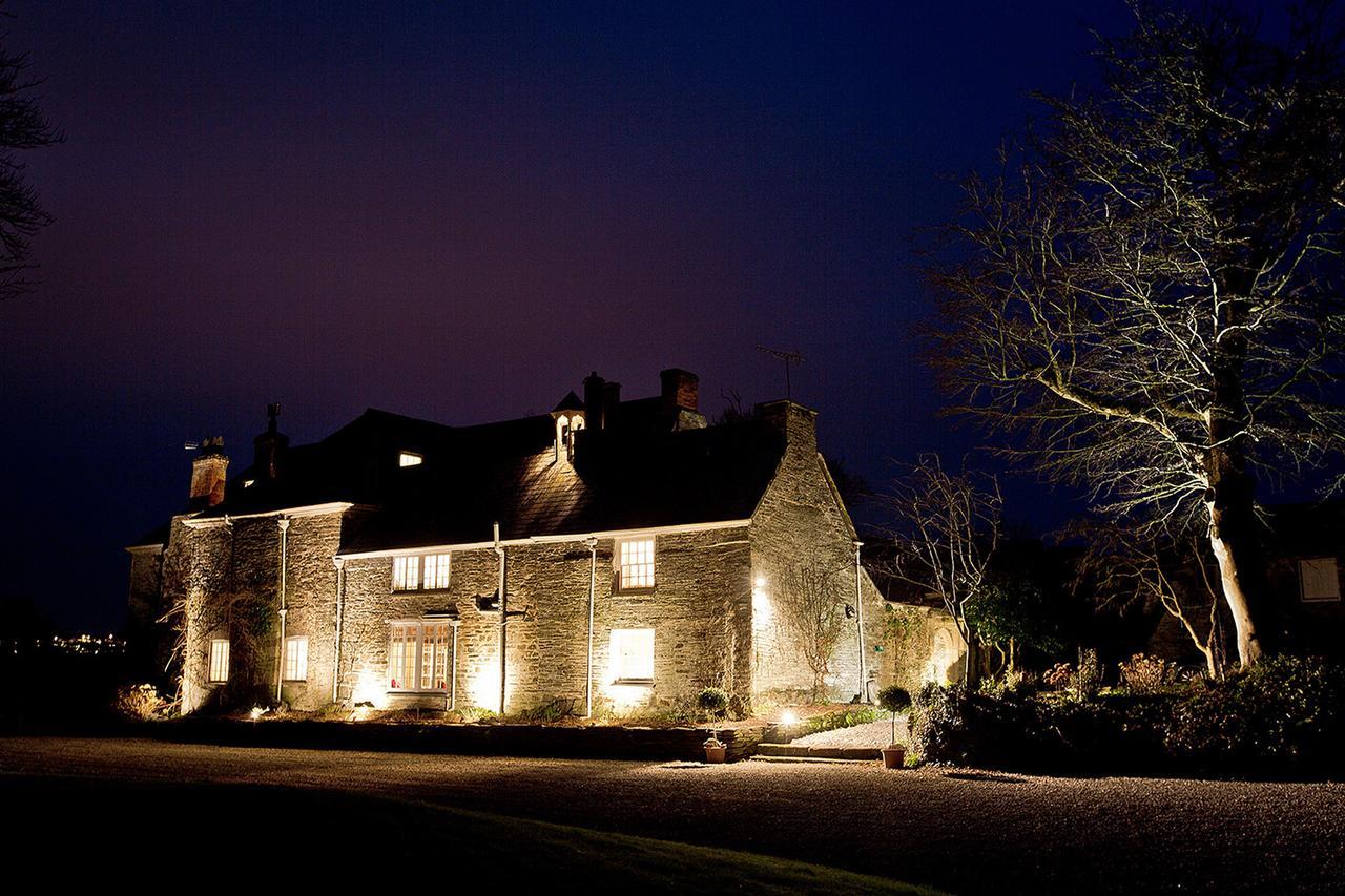 Trewornan Manor Bed & Breakfast Wadebridge Exterior photo