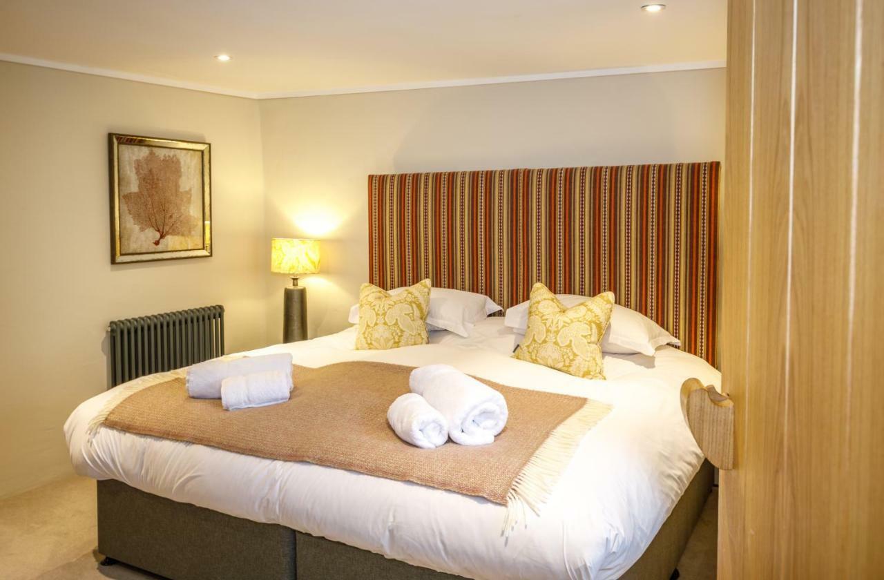 Trewornan Manor Bed & Breakfast Wadebridge Exterior photo